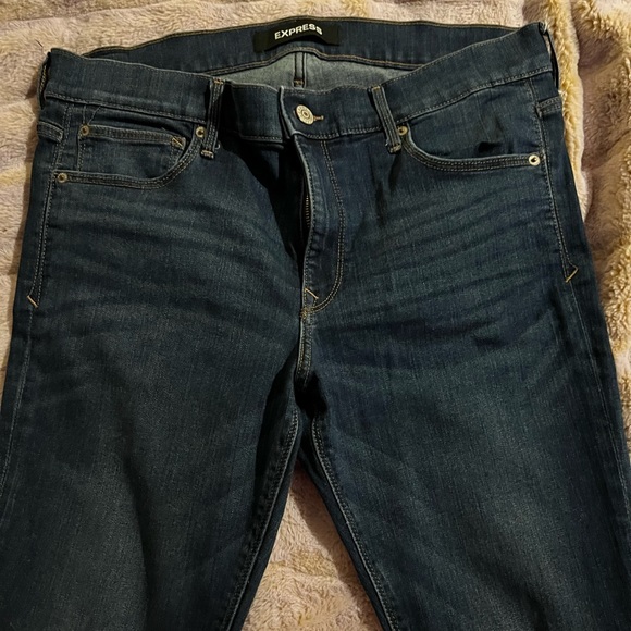 Express jeans, size 14 skinny mid rise stretch. Worn a handful of times at most - Picture 5 of 5